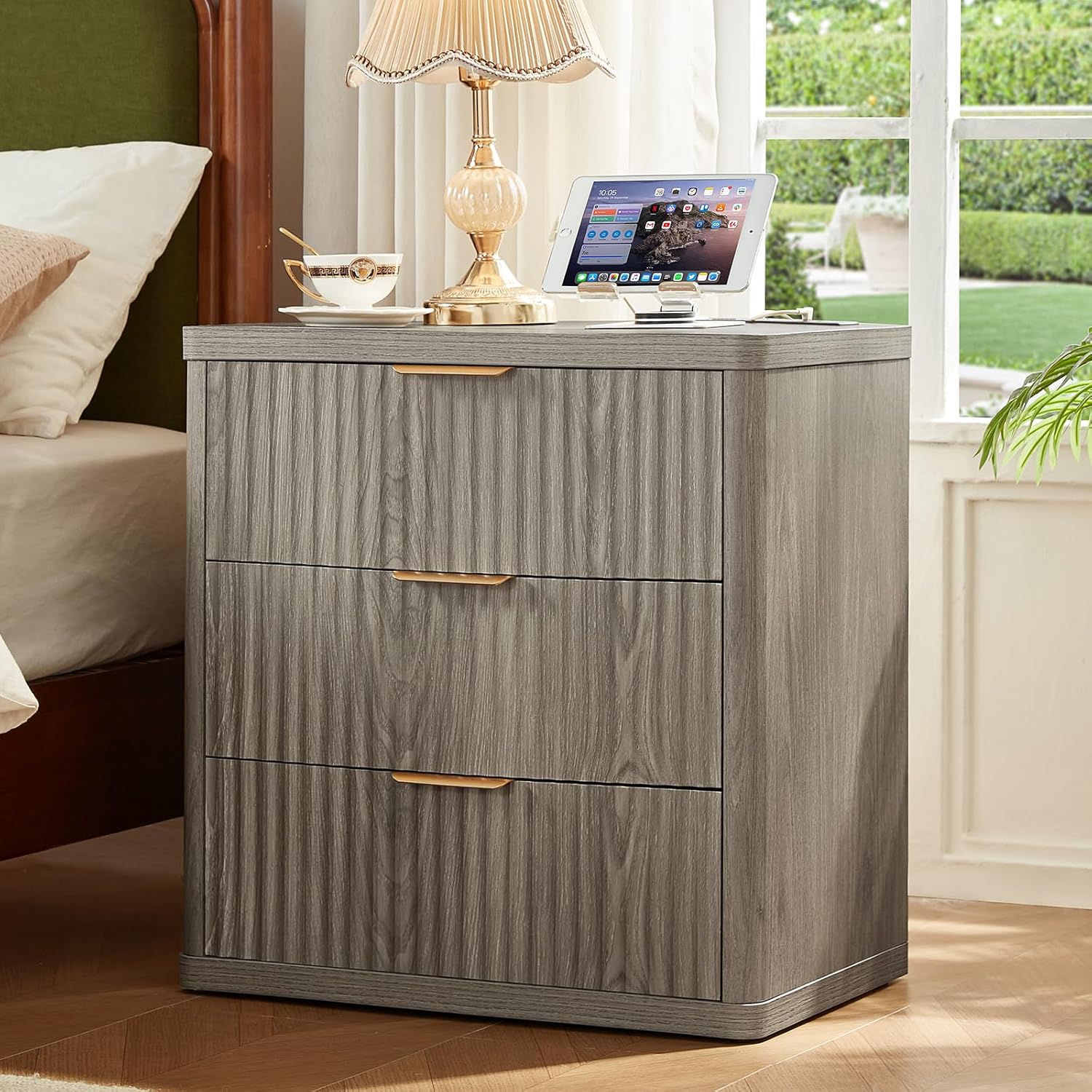 23" Wide Fluted Night Stand with Charging Station,3 Drawers Large End Table with Storage,White Nightstand Wood Bedside Tables, Farmhouse Cabinet Dresser for Bedroom,Closet